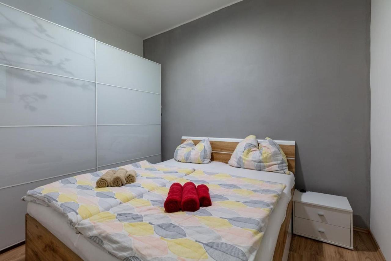 Sunny Renovated Apartment Close To Downtown Відень Екстер'єр фото